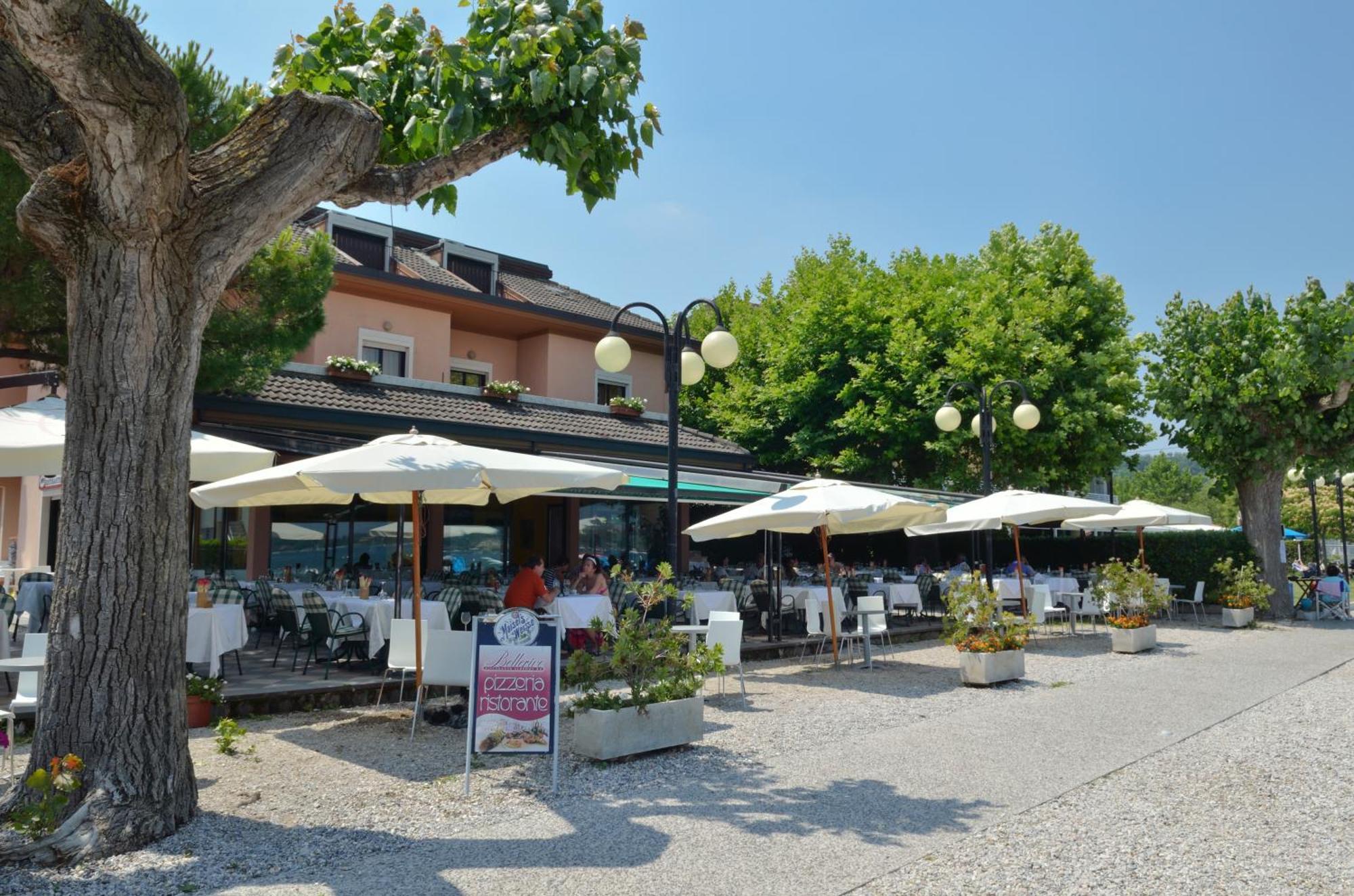מנרבה דל גארדה Bellerive Ristorante Albergo מראה חיצוני תמונה