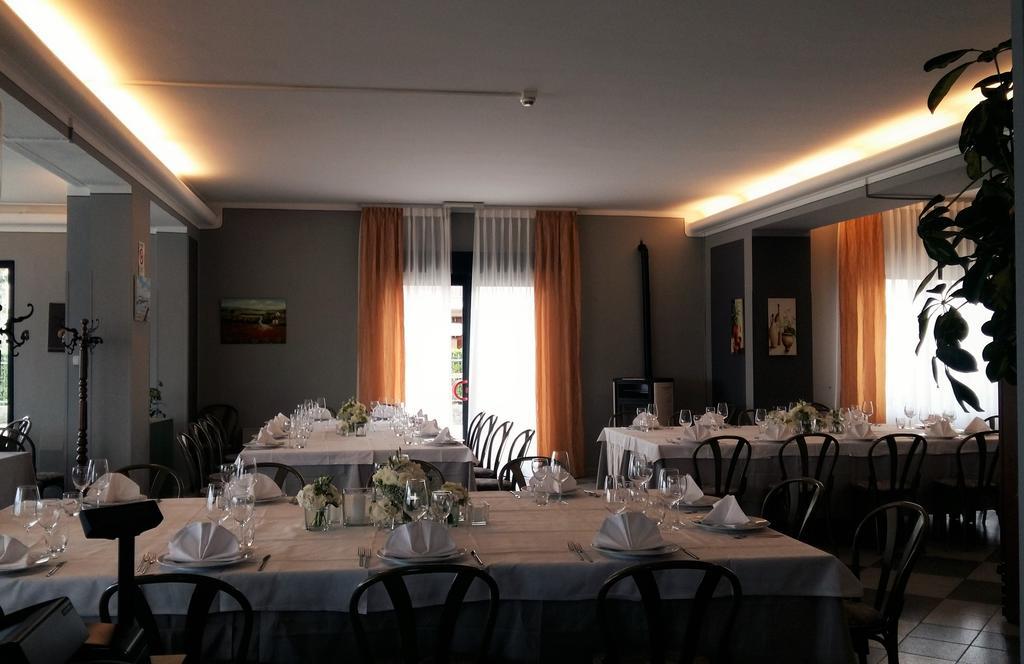 מנרבה דל גארדה Bellerive Ristorante Albergo מראה חיצוני תמונה
